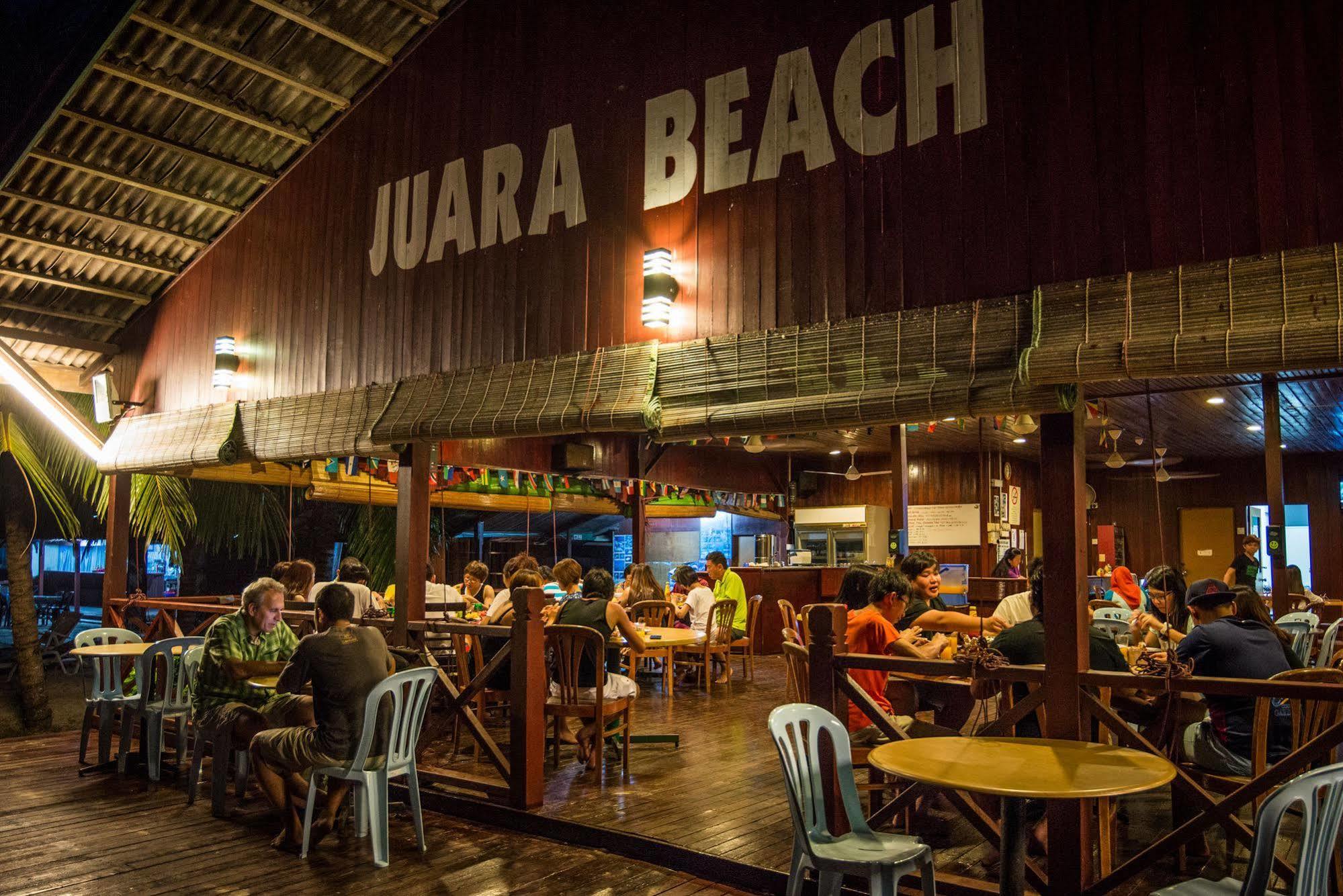 ジュアラ ビーチ リゾート Kampong Juara エクステリア 写真